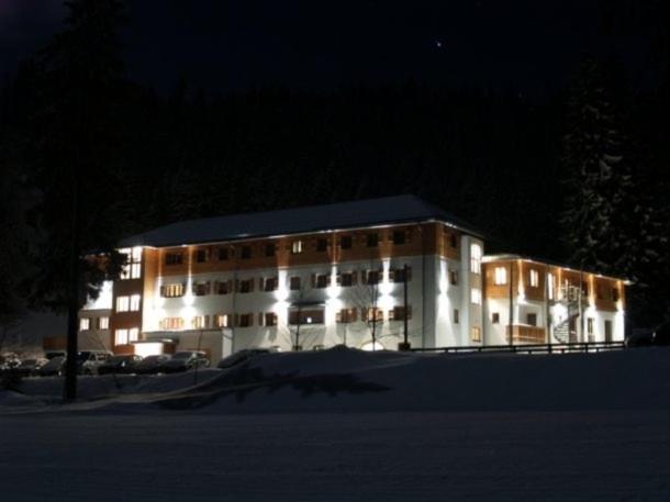 بيت شباب Blsv Sportcamp Direkt Am Kurvenlift شليرسي المظهر الخارجي الصورة